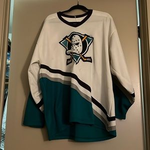Vintage Ducks Jersey!